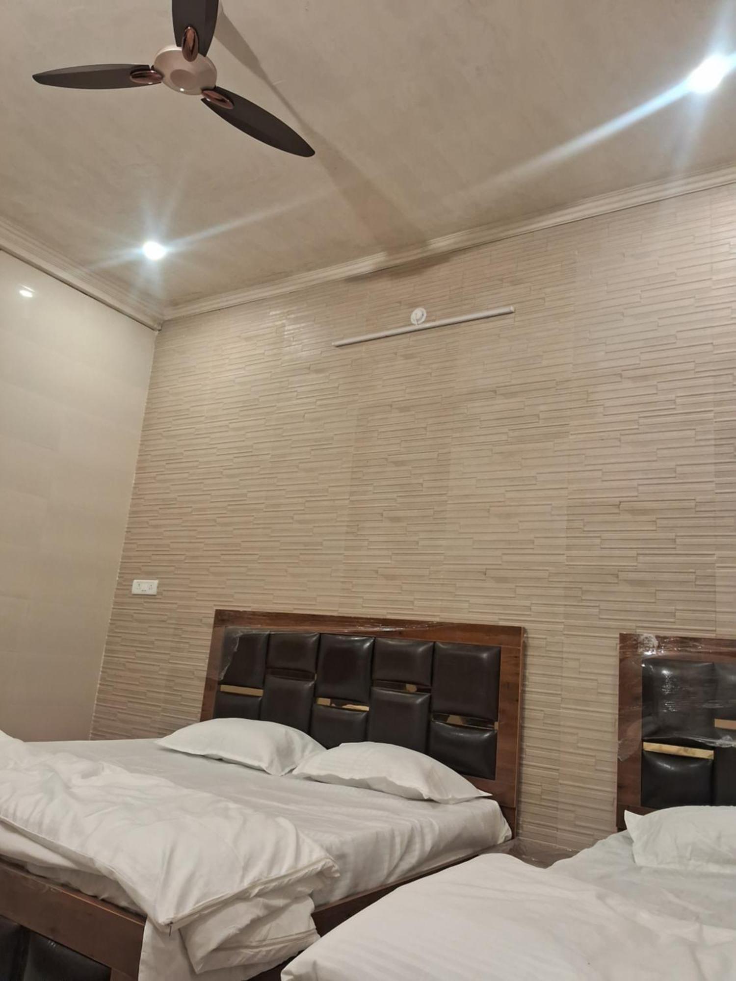 Sri Ram Lalla International Hotel Ayodhya Exterior photo
